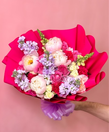 Leonor Peony Bouquet 