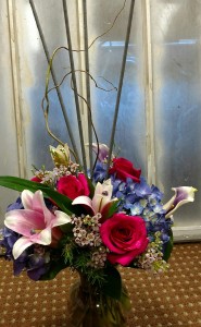 Light Of My Life Low and Lush in Chattanooga, TN | Chantilly Lace Floral Boutique LLC