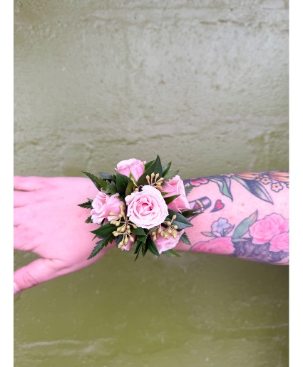 Light Pink Spray Rose Corsage 