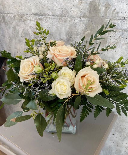 Light Pink Simplicity Rose Arrangement  