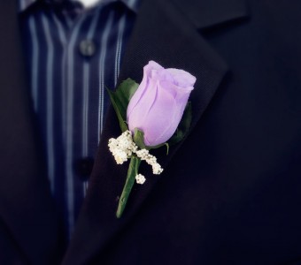 Light purple boutineer 