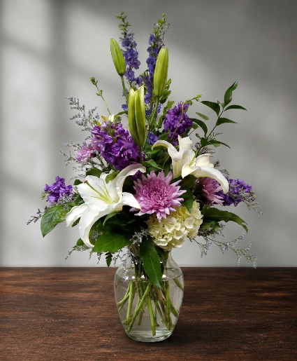 Lilac hues Mixed lily arrangement 
