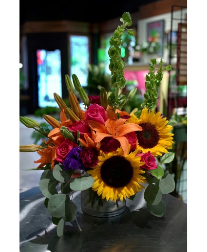 Lilies & Spice Summer Flowers