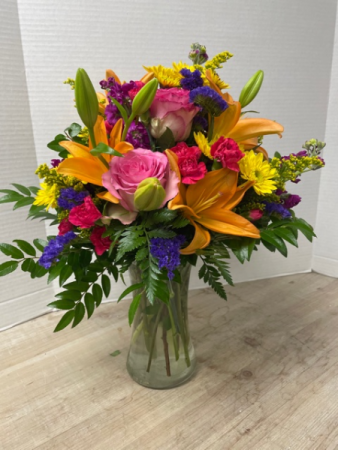 Lily Spectacular Arrangement