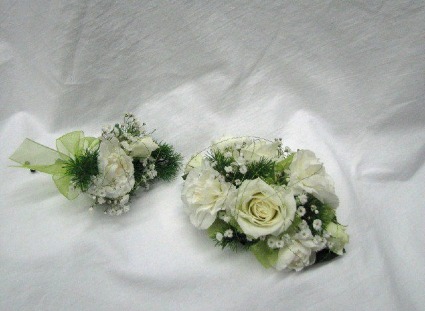 Lime and White Wristlet Boutonniere Prom Wristlet and Boutonniere