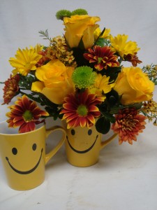 "Happy Autumn"...(F).. Happy face mug with roses and bright fall daisies!
