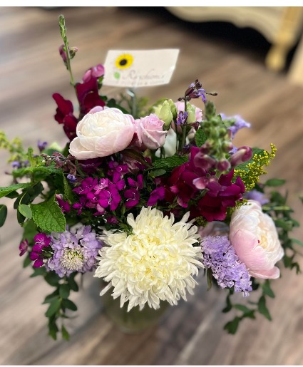 Local Fusion Vase Arrangement
