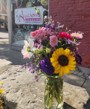 Locally Loved Blooms 