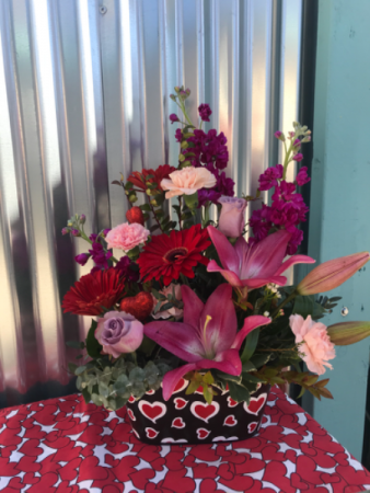 Lovable mix Heart  container 