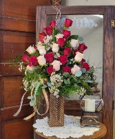 love 4 ever Lots of roses Vased