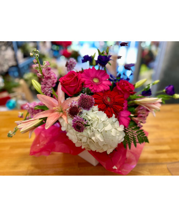 Love Bomb Floral Arrangement in Darien, CT | DARIEN FLOWERS