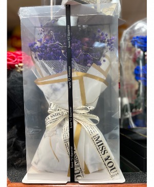 Love forever bouquet infinity roses 