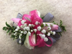 Love It! Wrist Corsage