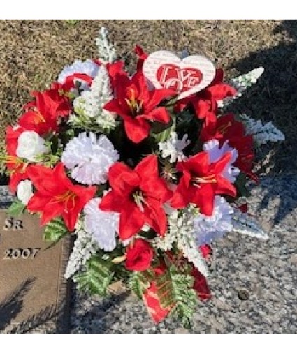 Love Lilies cemetery vase