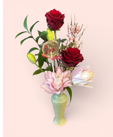 Love Notes Bud Vase in Astoria, OR | BLOOMIN CRAZY FLORAL
