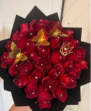 LOVE & ROMANTIC  LOVE BOUQUET