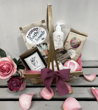 Love You Mom Basket Giftbasket