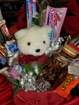 Love you to the moon candy bouquet