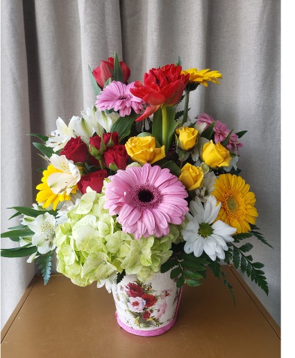 LOVELY CORRESPONDENCE FRESH ARRANGEMENT