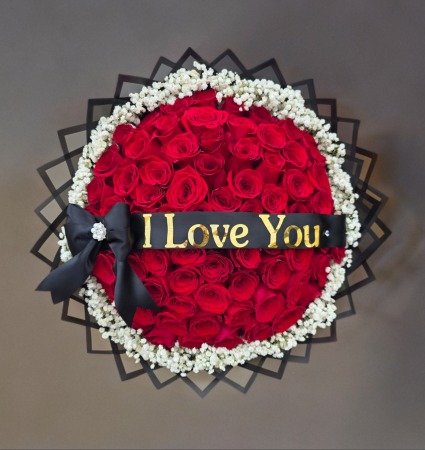 Lovely  Hand Bouquet 