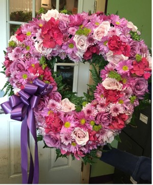 Lovely Heart Easel arrangement