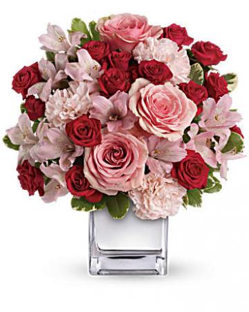 Lovely Red &  Pink  Cube Vase Arrangement