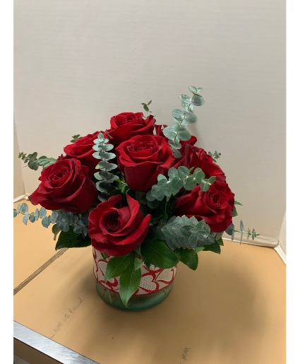 Lovely red roses Valentine’s arrangement