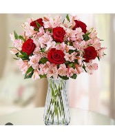 Lovely Roses and peruvian lilies 