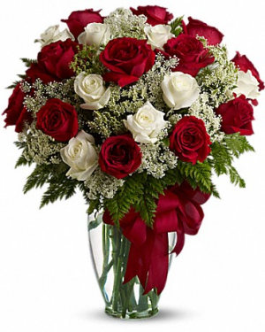 Love's Divine Bouquet -  Long Stemmed Roses Bouquet