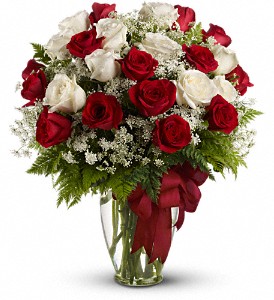 Love's Divine Bouquet - Long Stemmed Roses Rose Arrangement