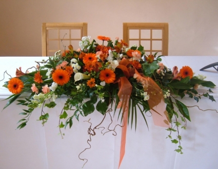 Loves Sentiments Centerpiece
