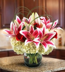 LOVING GAZE Flower Arrangement