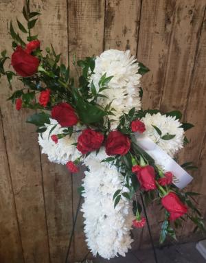 LOVING MEMORY CROSS FRESH STANDING SPRAY