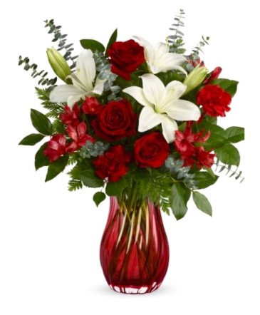 Loving Thoughts Fresh Vase Arrangement  in Coleman, WI | COLEMAN FLORAL & GREENHOUSES