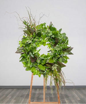 LOWCOUNTRY WOODLAND WREATH Standing Spray