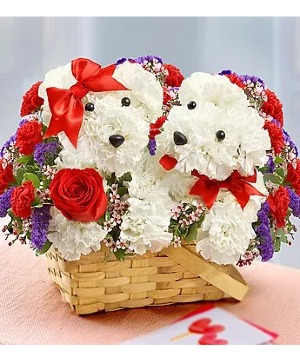 LUCKY IN LOVE ! Basket arrangement