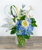 Luna Love Arrangement