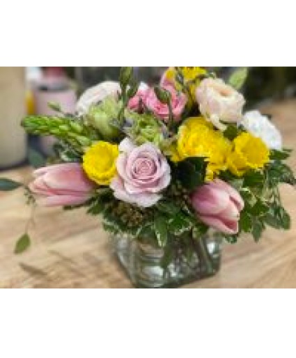 Lunch Date Vase Arrangement