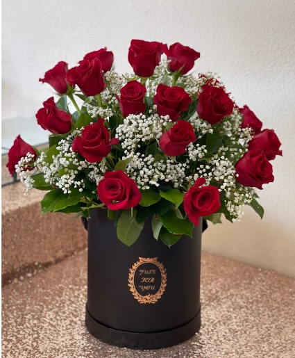 Lux Hat Box Roses  Hat Box