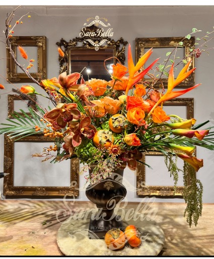 Magnifique! Elegant French style vase