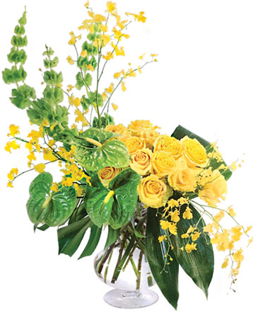 Majestic Golden Sunrise Flower Arrangement in Wilmington, DE | EVERLASTING BEAUTY FLORAL DESIGNS