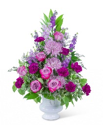 Majestic Urn Funeral Arrangement 