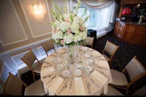 Make Your Wedding  &  Special Event perfect With R 