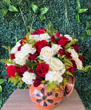 Mama Olla Mexican Vase Arrangement