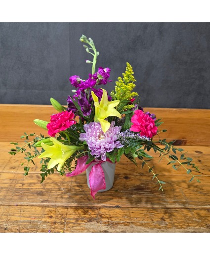 Mama Plastic Vase