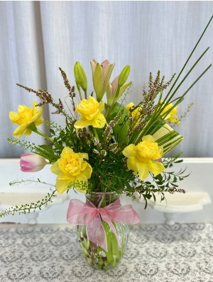 March Birth Month Arrangement 
