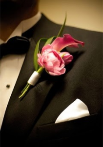 Marvelous Bout Boutonniere