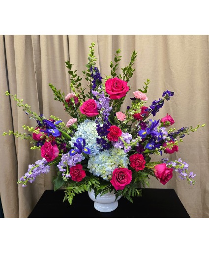 MEADOW OF TRANQUILITY Sympathy Urn