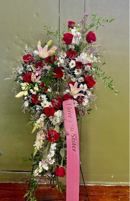 MEDIUM OPEN HEART WITH I LOVE YOU SISTER BANNER