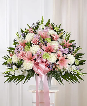 Memorial Basket Pastels - 00389 